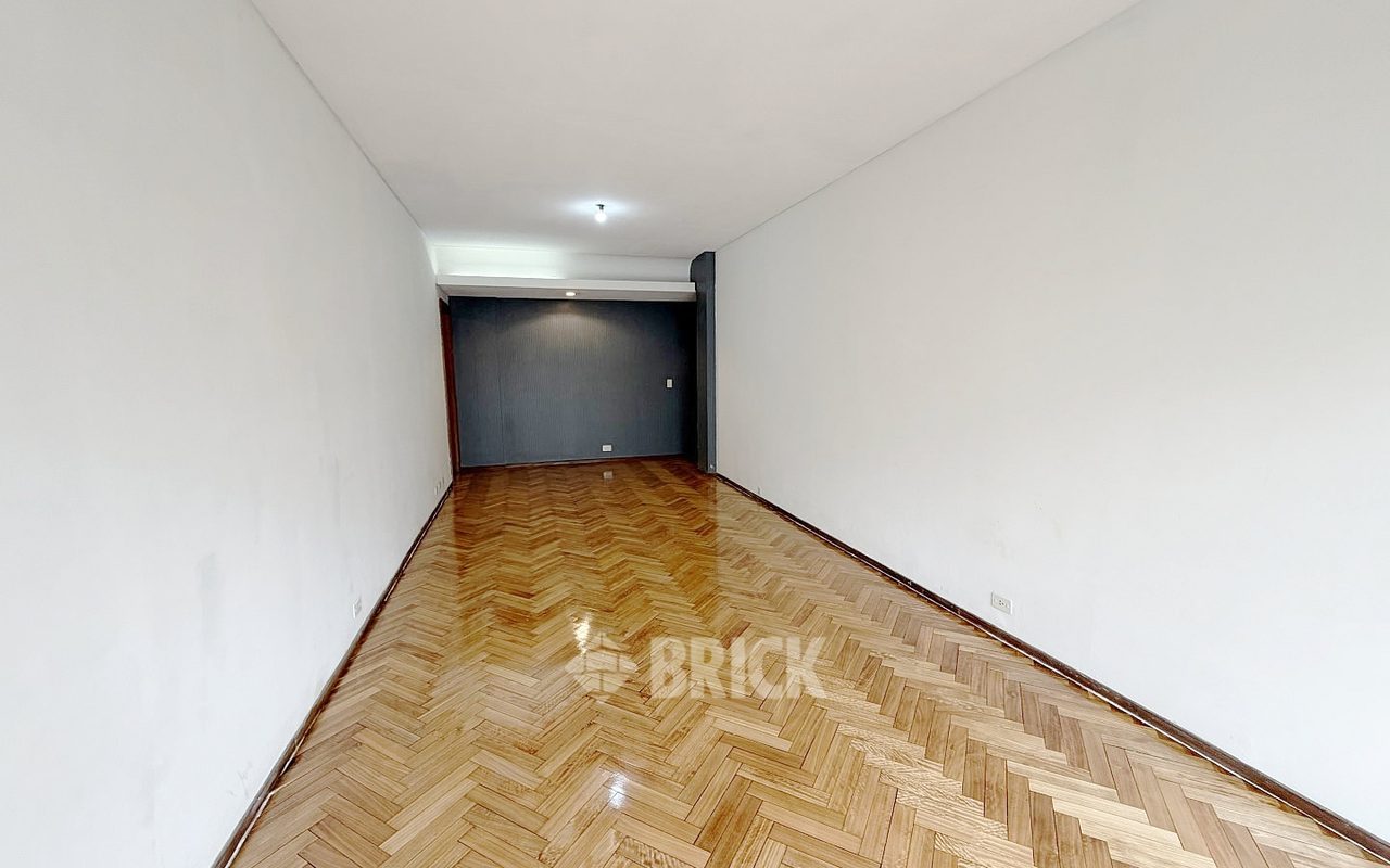 PARAGUAY al 2300 Piso 7 5