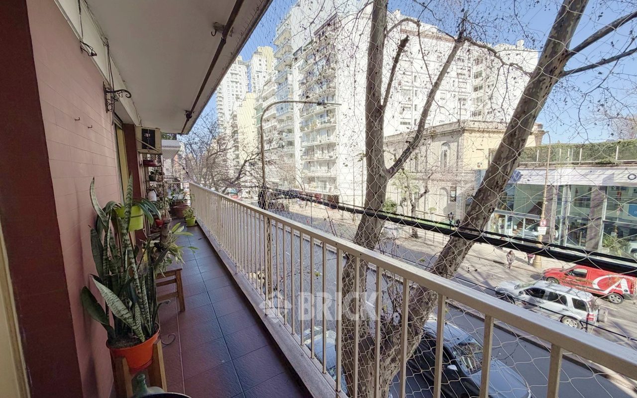 MONTES DE OCA, AV. al 400 Piso 2 10