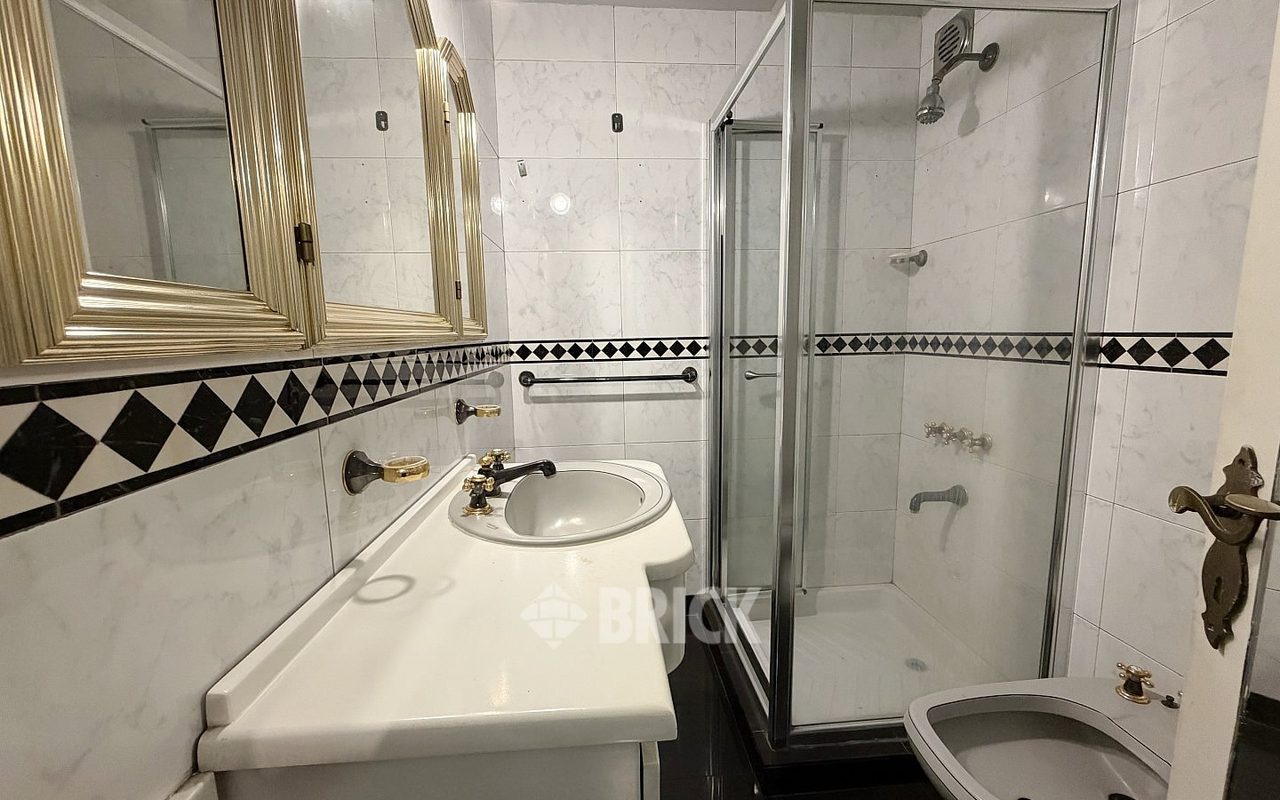 MONTES DE OCA, AV. al 400 Piso 2 16
