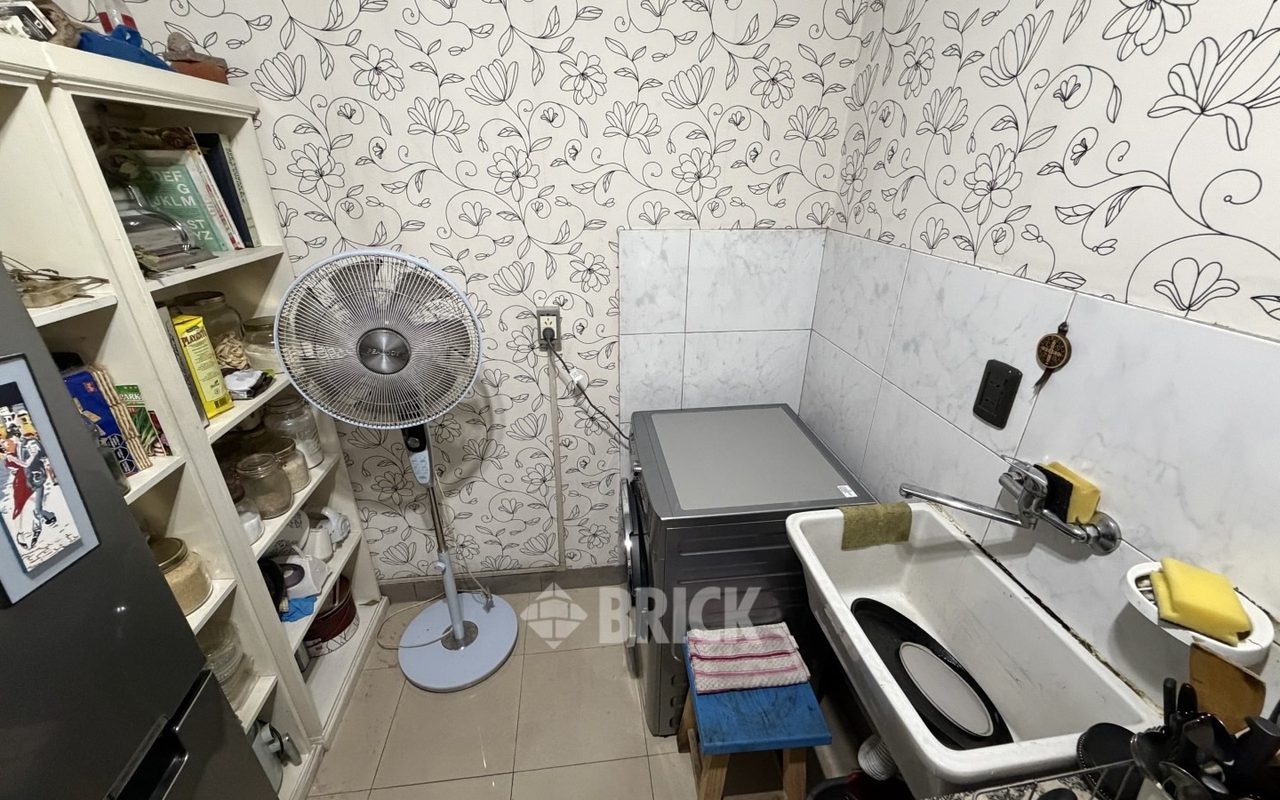 MONTES DE OCA, AV. al 400 Piso 2 26