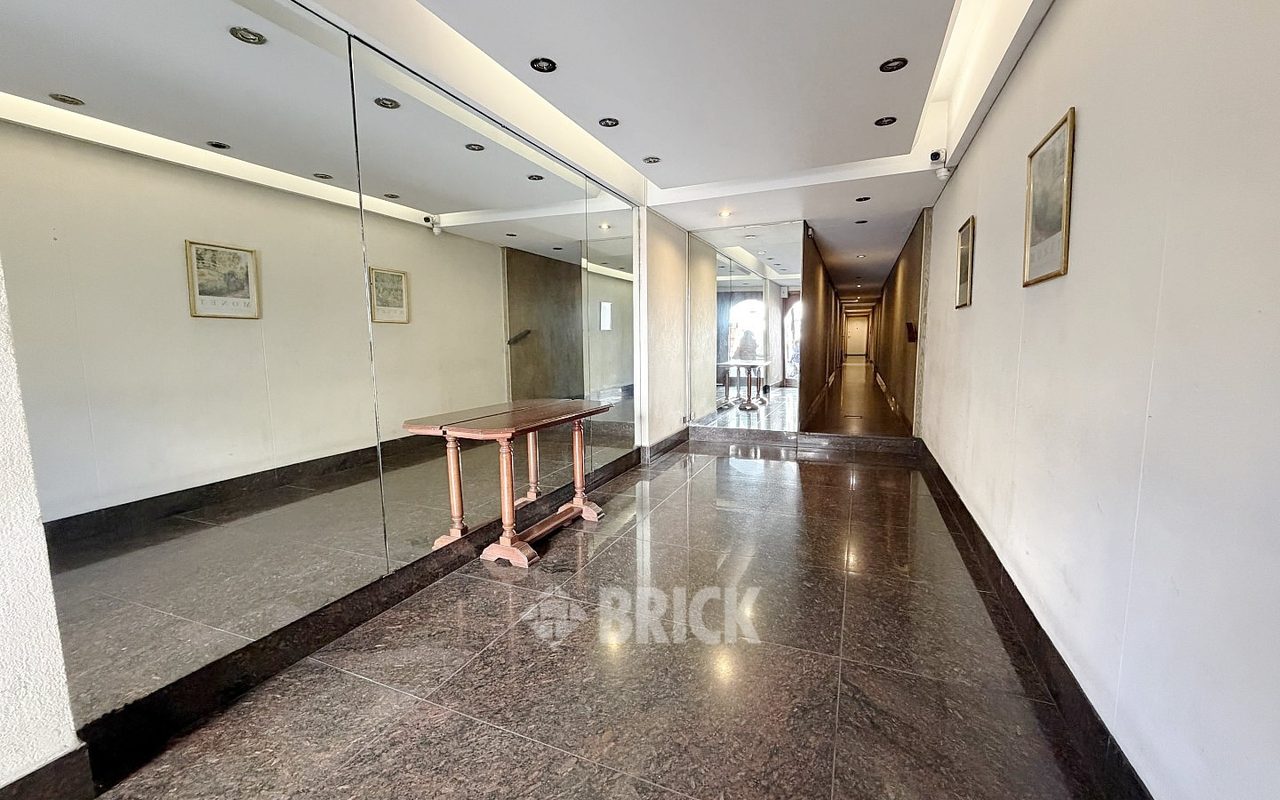 MONTES DE OCA, AV. al 400 Piso 2 30