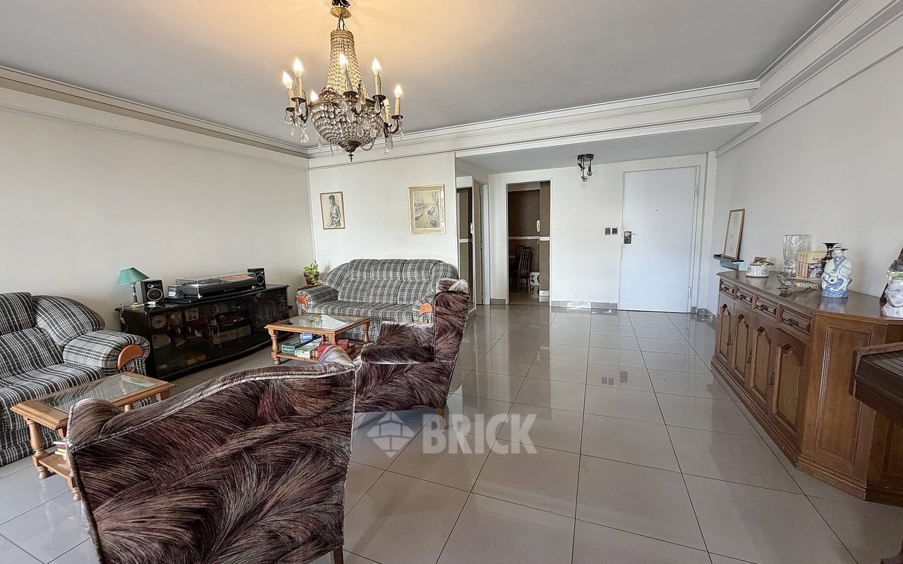 MONTES DE OCA, AV. al 400 Piso 2 7