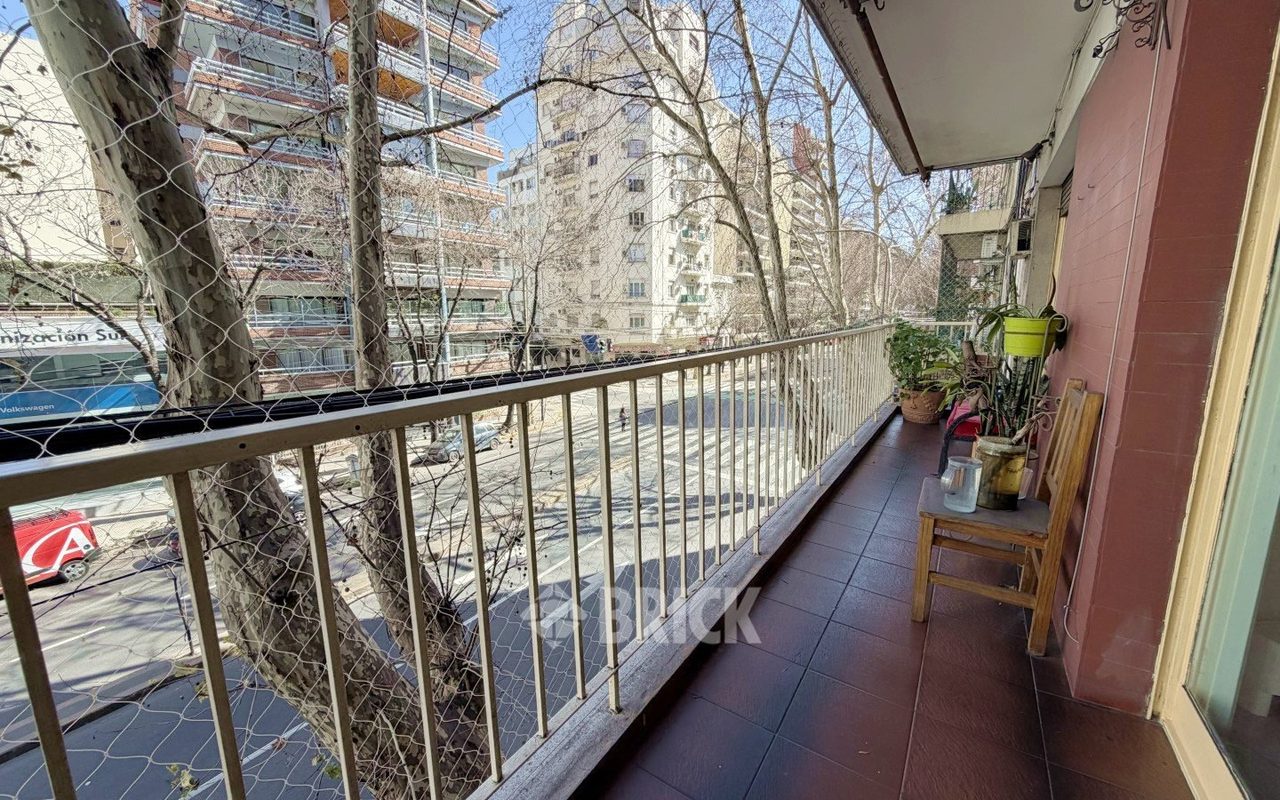 MONTES DE OCA, AV. al 400 Piso 2 9