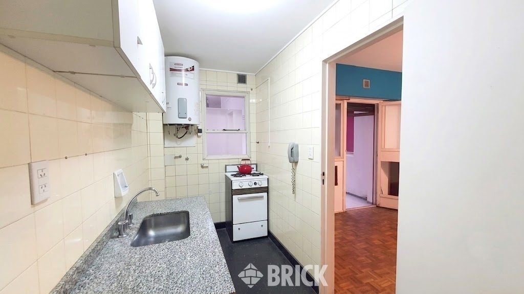ALVEAR, MARCELO T. DE al 1900 Piso 1 14