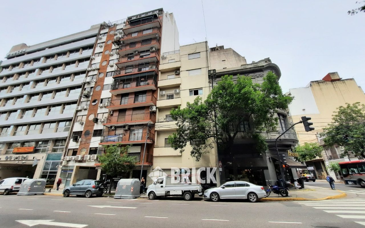 BELGRANO, AV. al 1800 Piso 3 23