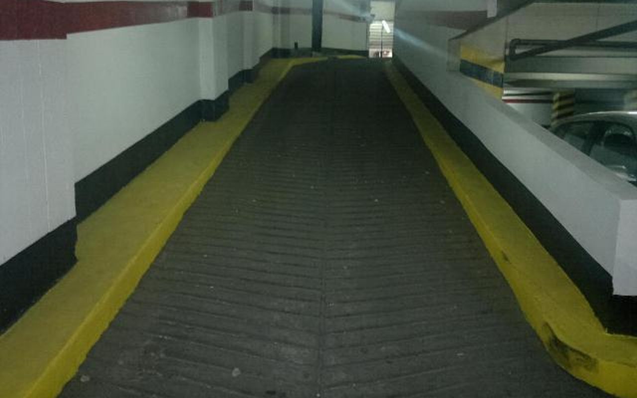SUIPACHA al 700 Piso SUB. Nº 19 6