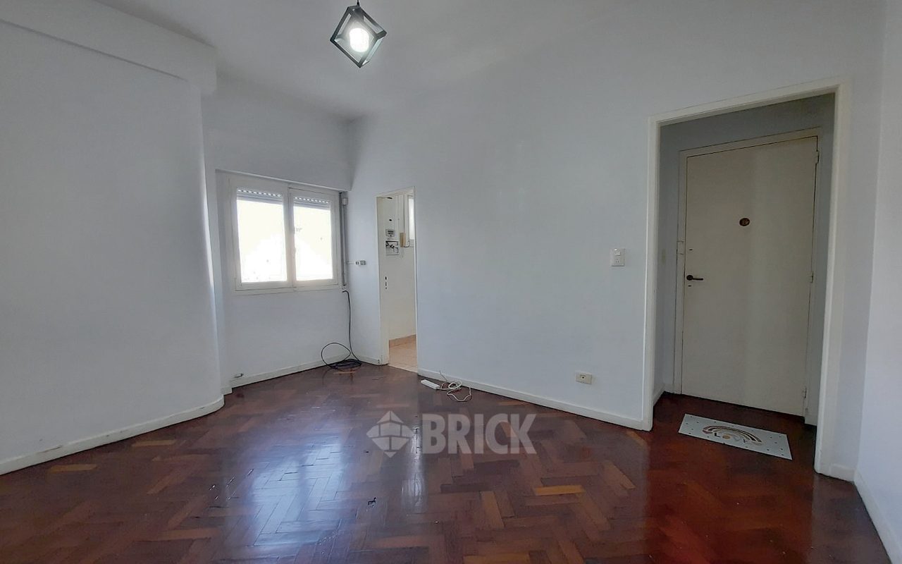 TUCUMAN al 2600 Piso 5 3