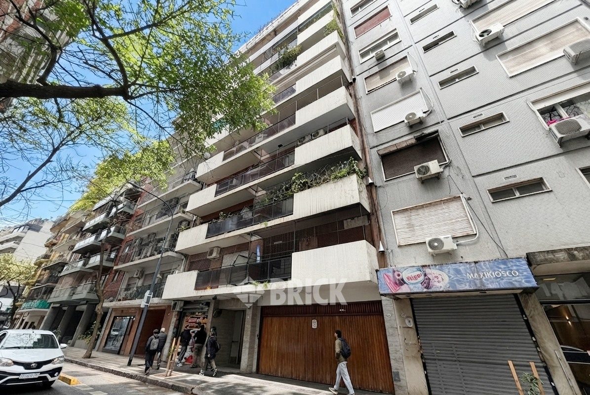 ECUADOR al 1400 Piso 7 29