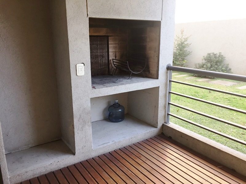 CARLOS CALVO al 600 Piso PB 12