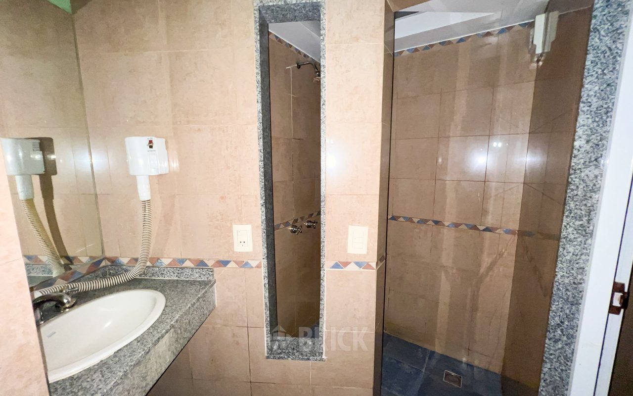 CASTRO BARROS, AV. al 0 14