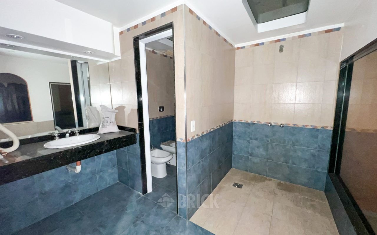 CASTRO BARROS, AV. al 0 28