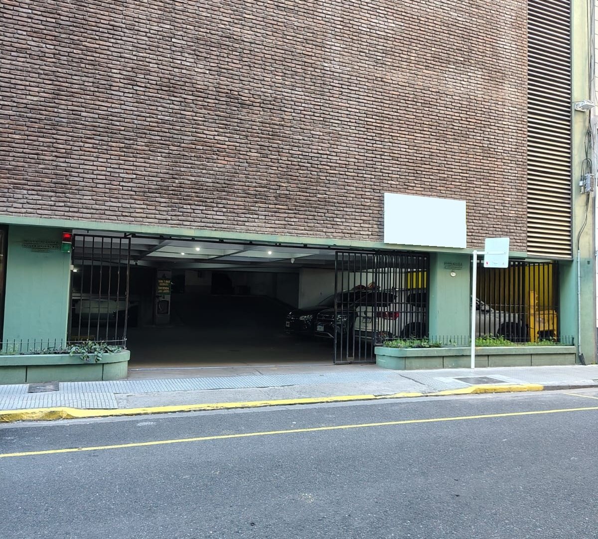 RIVADAVIA al 900 Piso 4 Nº 225 1