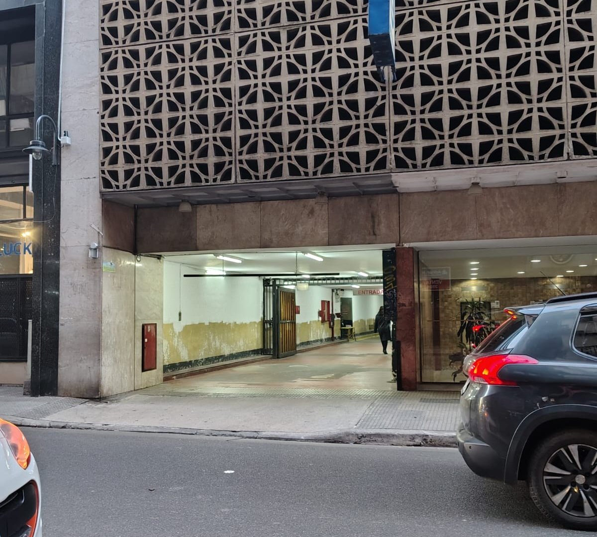 VIAMONTE al 700 Piso 4 Nº 312 1