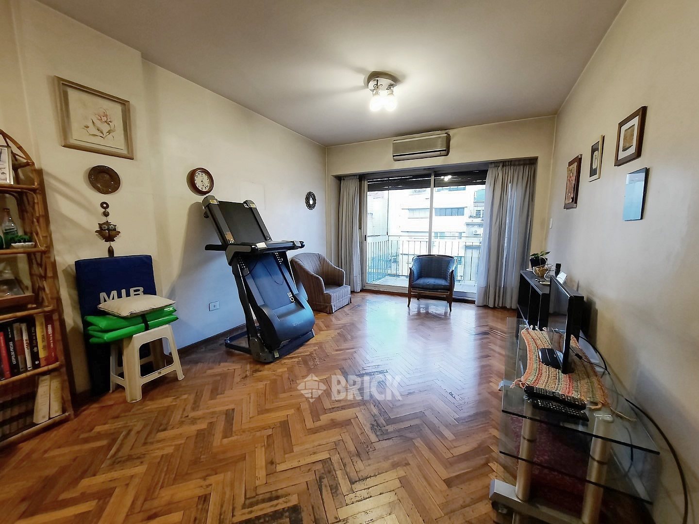 LAS HERAS, AV. al 2900 Piso 5 1