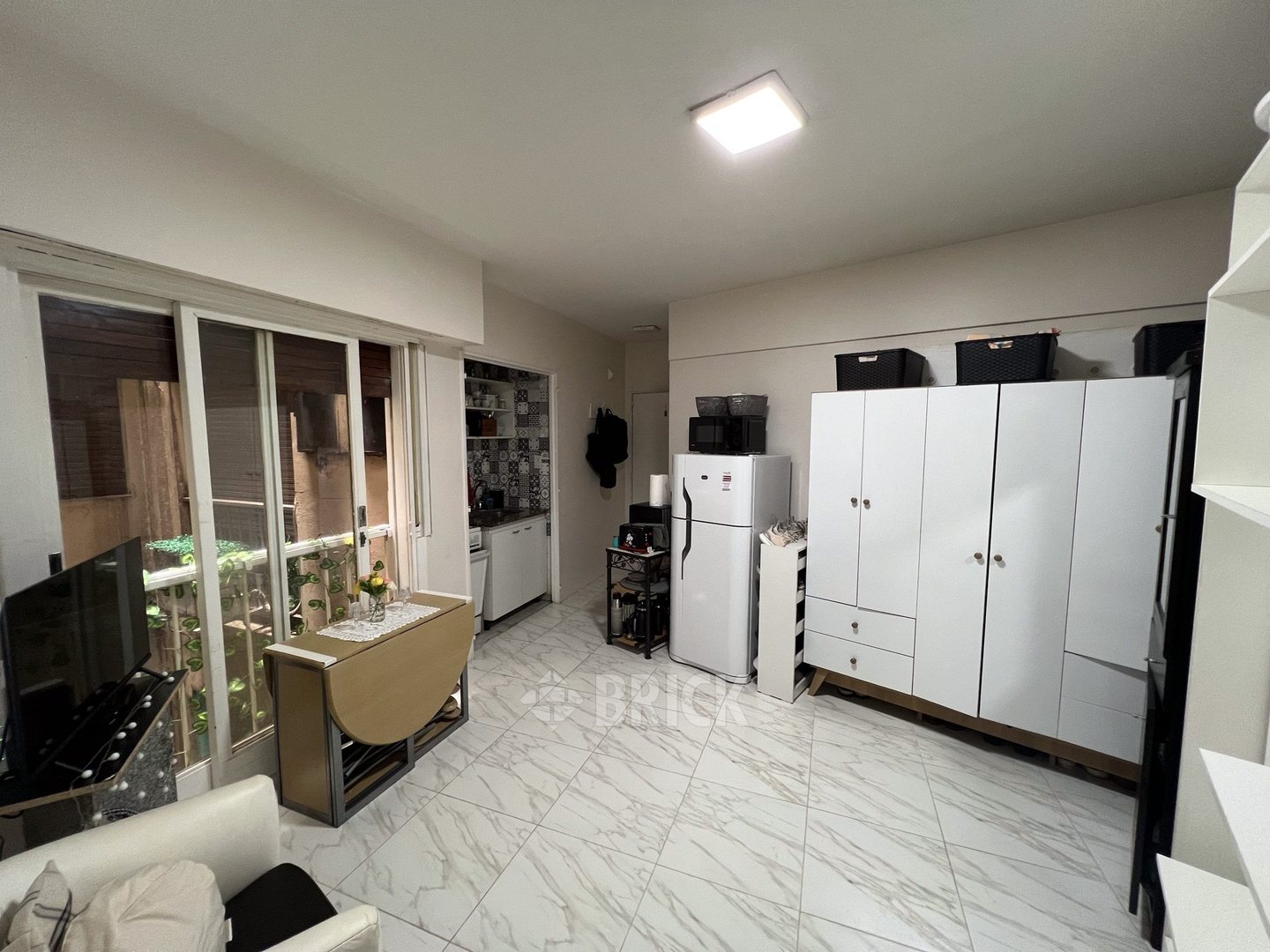 PERON, EVA, AV. al 1500 Piso 5 1