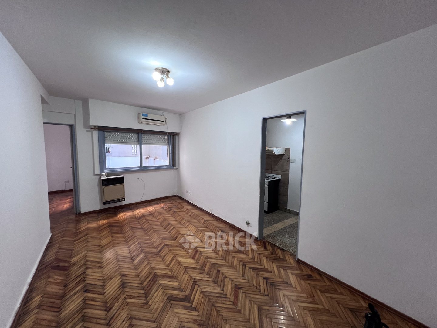 TRELLES, MANUEL al 800 Piso 2 1