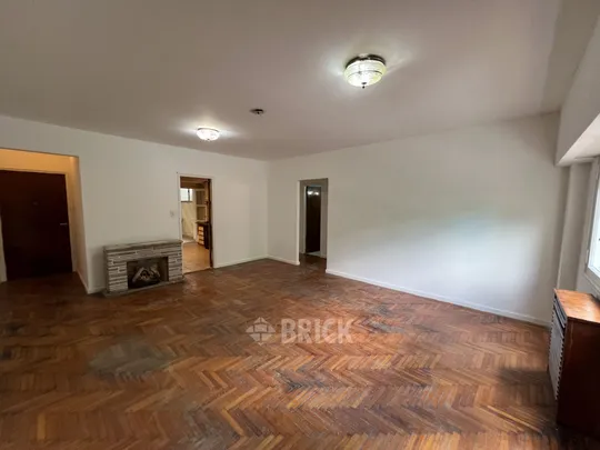 BACACAY al 2500 Piso 1