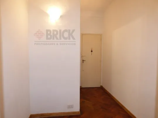 LAPRIDA al 1500 Piso 2