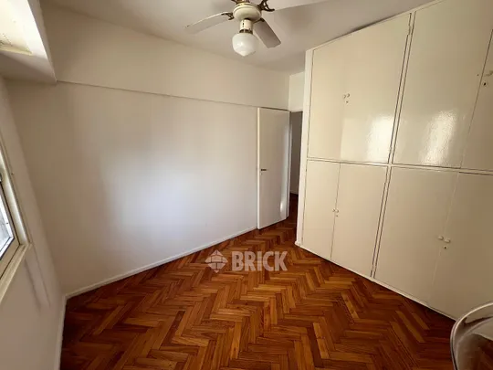 SUIPACHA al 700 Piso 10