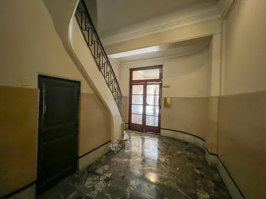 SAN MARTIN al 900 Piso 6