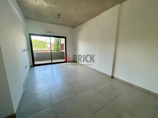 CESAR MALNATTI al 1900 Piso 1