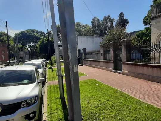 DEL VALLE IBERLUCEA al 4300