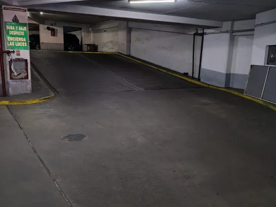 RIVADAVIA AV. al 900 Piso 4 Nº 217
