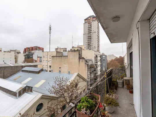 SARMIENTO al 4000 Piso 6