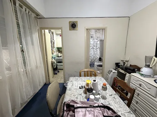 JAURES, JEAN al 800 Piso PB