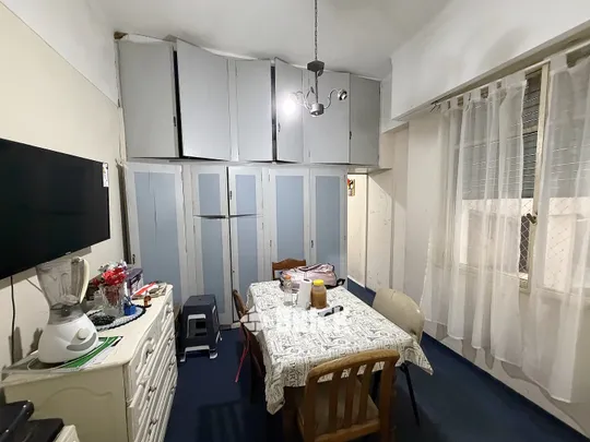 JAURES, JEAN al 800 Piso PB