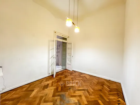 CORDOBA, AV. al 1200 Piso PB