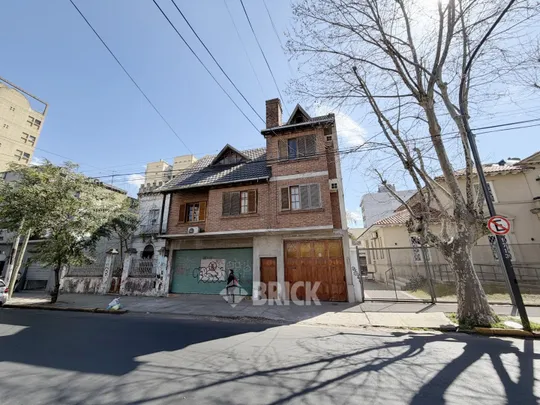 SARMIENTO al 1700 Piso PB