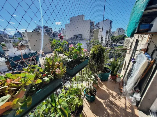 JUJUY, AV. al 500 Piso 6
