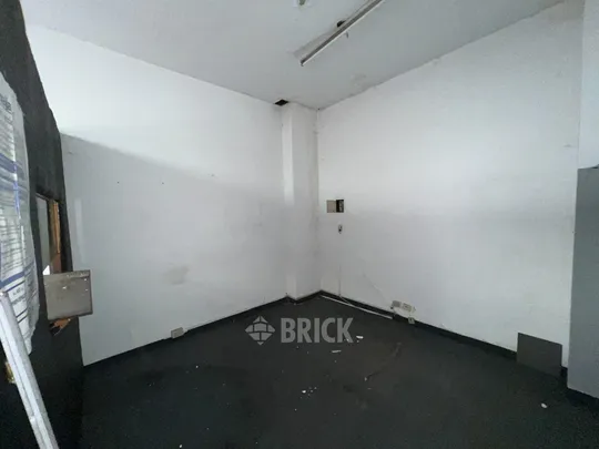 SANTA FE, AV. al 2400 Piso 1 Loc. 83