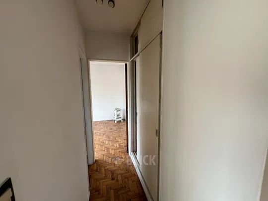 BILLINGHURST al 1200 Piso 9