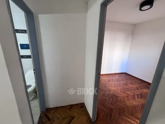 TRELLES, MANUEL al 800 Piso 2