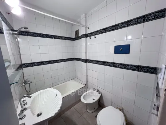 TRELLES, MANUEL al 800 Piso 2