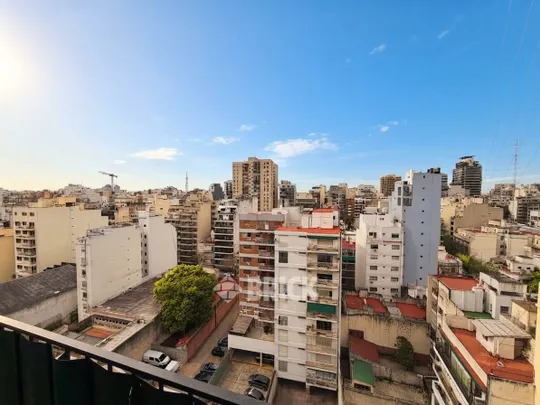 RIVADAVIA, AV. al 6100 Piso 12