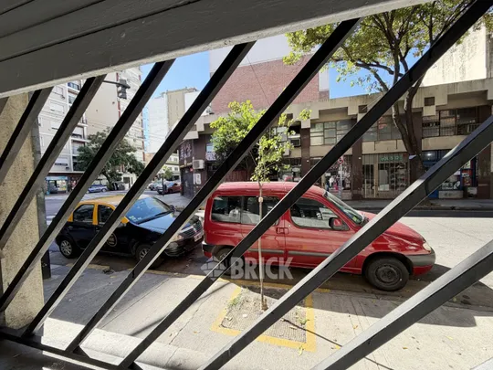 SOLIS al 800 Piso PB