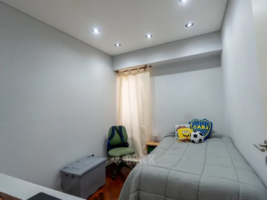 GRANADEROS al 300 Piso 1