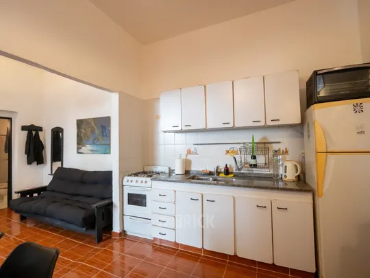 ALVAREZ THOMAS, AV. al 800 Piso PB