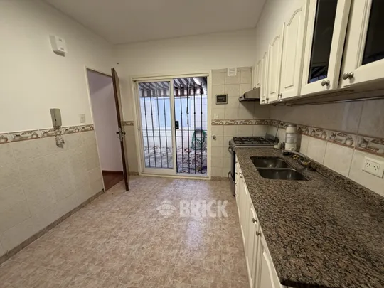 ACASSUSO al 5500 Piso PB
