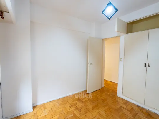 RIVADAVIA, AV. al 6100 Piso 2