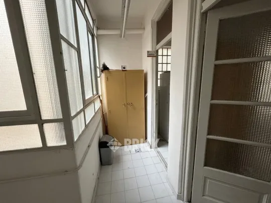 SARMIENTO al 2000 Piso 4