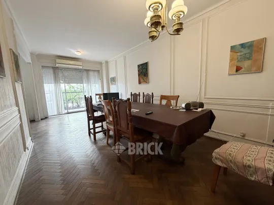 ALVEAR, MARCELO T. DE al 2000 Piso 1