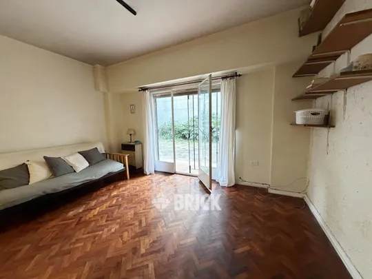 PARAGUAY al 3300 Piso PB