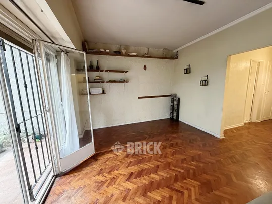 PARAGUAY al 3300 Piso PB