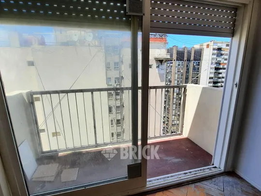 SUIPACHA al 700 Piso 14