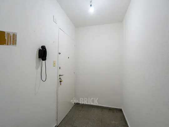 YERBAL al 900 Piso 7
