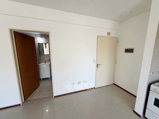 ENTRE RIOS, AV. al 1300 Piso 6
